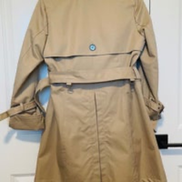 New Burberry trench coat without tag Size 40 - Picture 4 of 11